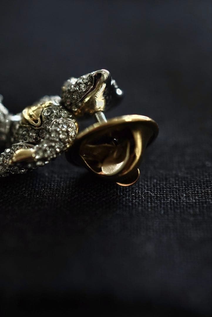 あ*す様 Vivienne Westwood ヴィヴィアンウエストウッド　ピンブ