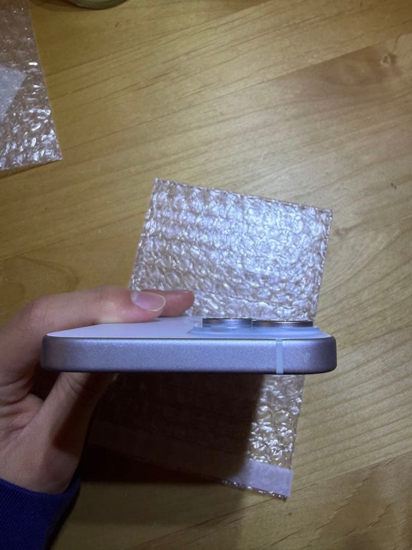 iPhone 15 無印 128GB SiMフリー 美品 期間限定値下げ中‼️