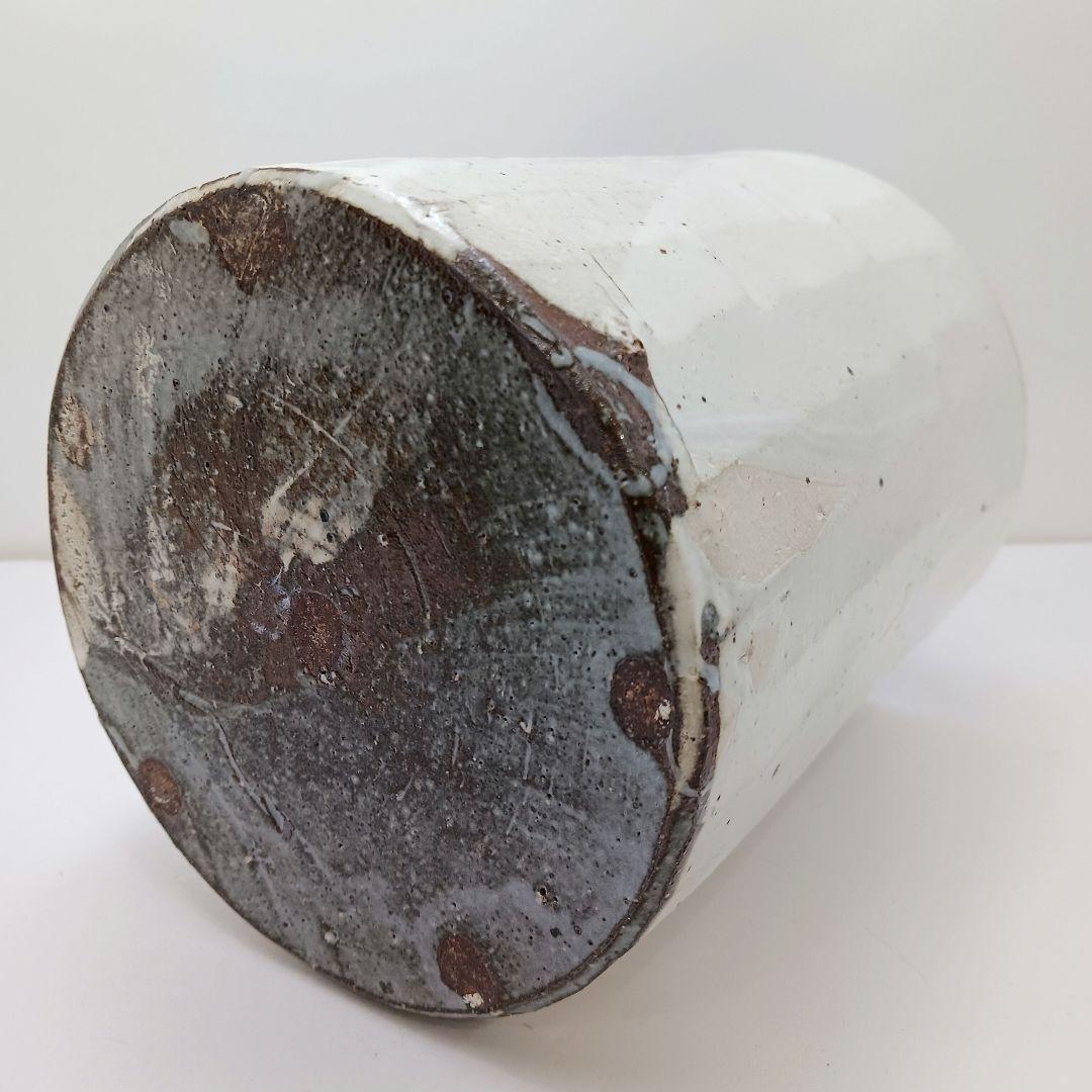 Y2228-1 茶道具 山王窯 菊地弘 粉引水指 共箱　AA