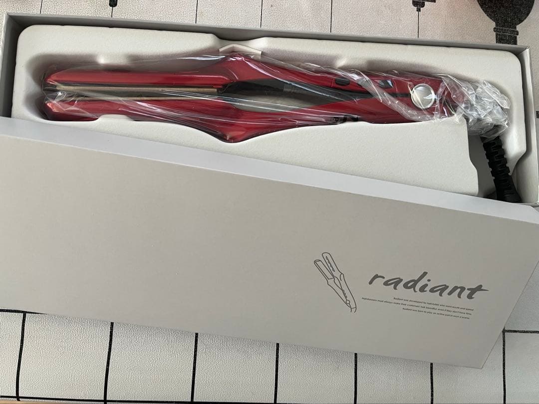 ラディアント28mm ヘアアイロン ストレートプロ仕様 瞬間水分蒸発しない保湿