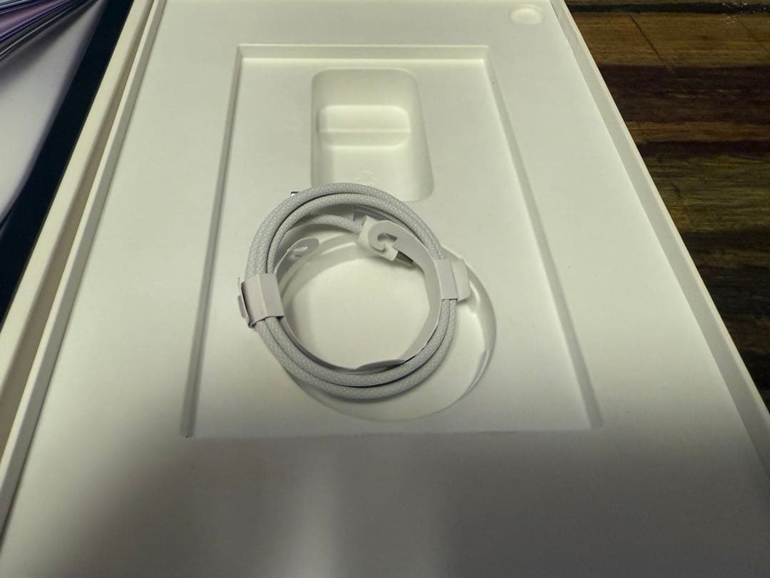 Apple iPad Air M2 512GB 11インチ　wifiモデル