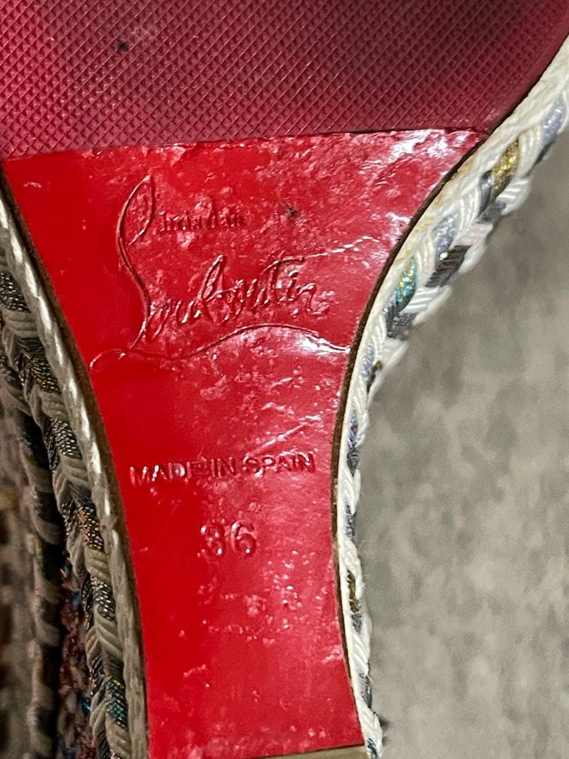 ルブタン　　スタッズ　ストラップ　サンダル　ウェッジソール