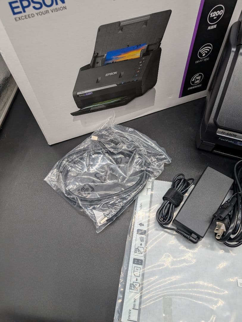 EPSON FastFoto FF-680Wフォトスキャナードキュメントスキャナ