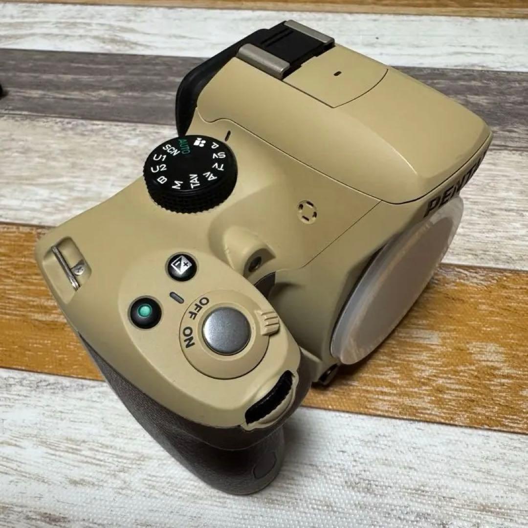 《オーダーカラー》PENTAX K-50 サンドベージュ×ブラウンラバー 本体