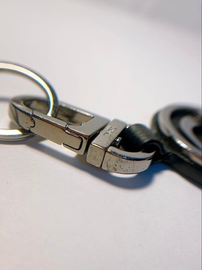 ディオール　Dior キーホルダー　キーリング　Dior ロゴ　ブラック