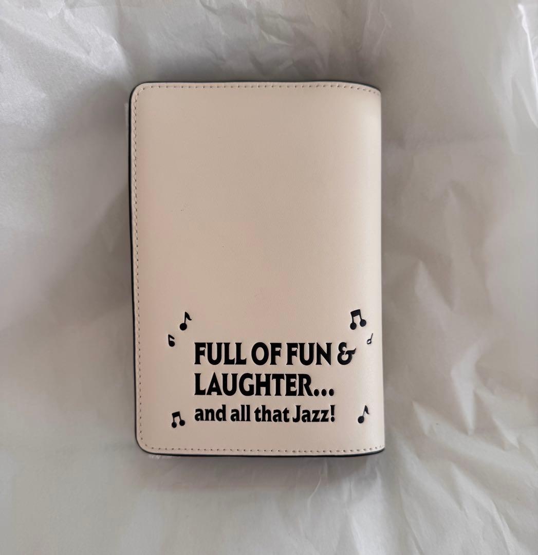 Disney × Kate spade New York パスポート ホルダー