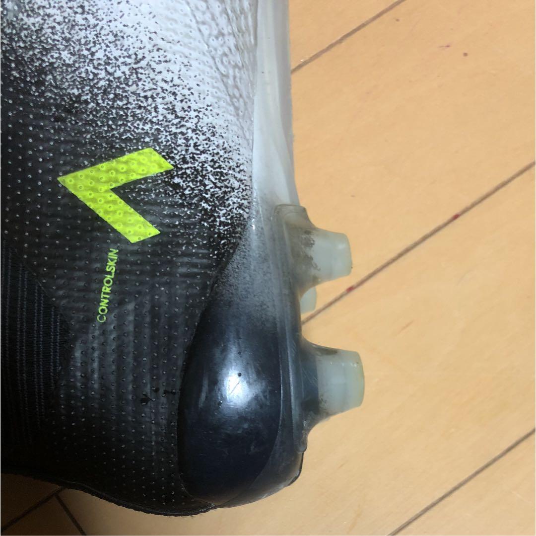 サッカースパイク エース HG 25cm