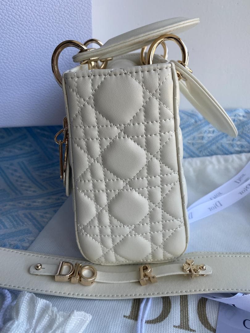 ホワイト ディオール スモールショルダーバッグ 箱付