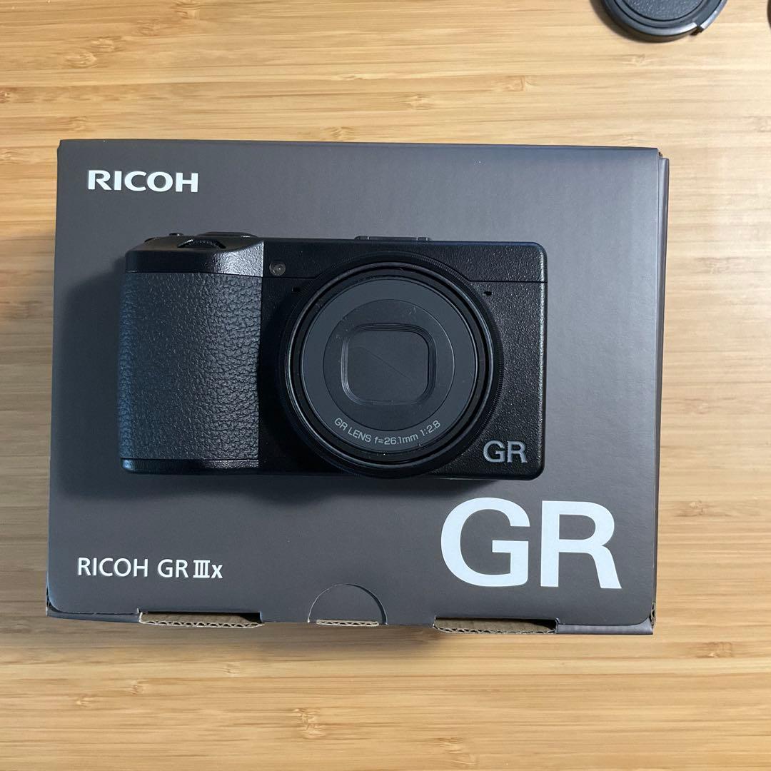 Ricoh GR IIIx 純正バッテリーなどおまけ付き