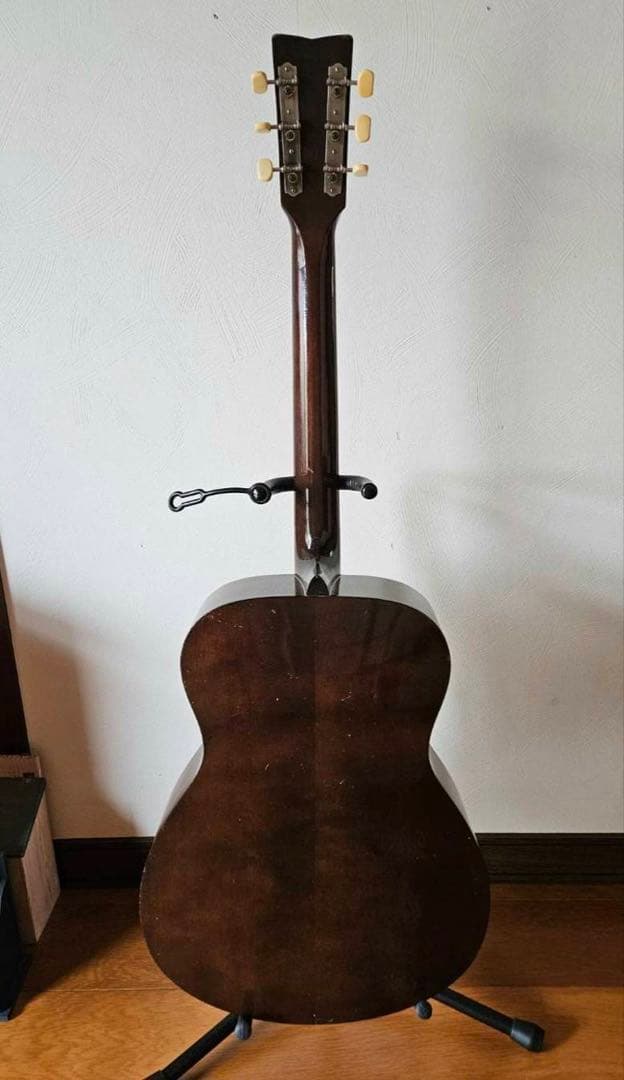 ヤマハ FG-110 赤ラベル アコースティックギター