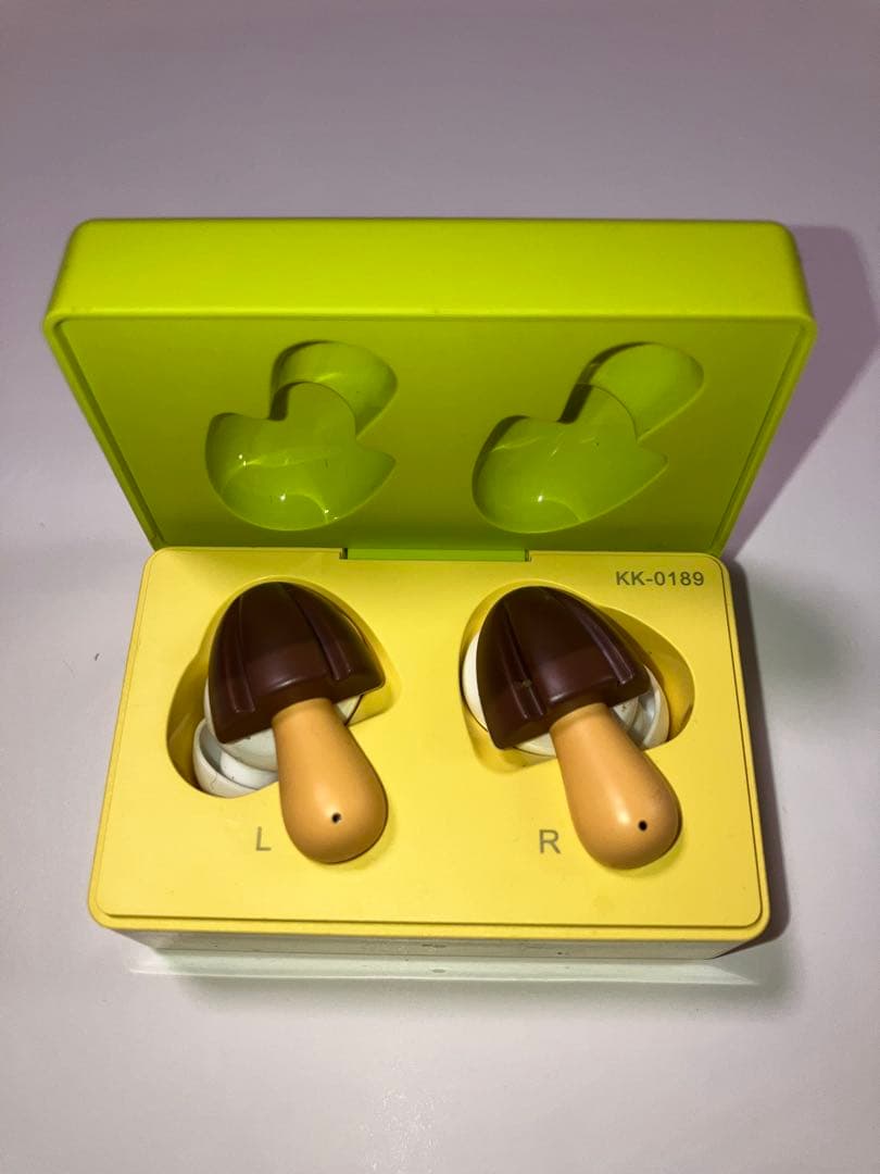 明治 きのこの山 ワイヤレスイヤホン