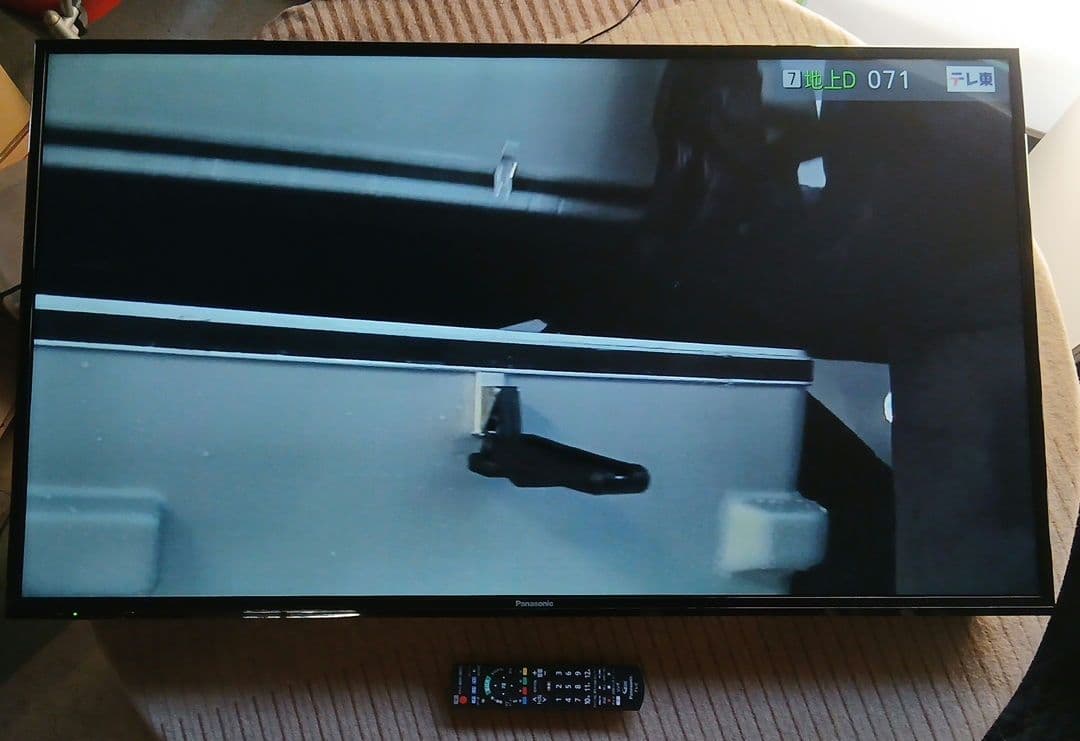 49インチ液晶テレビPanasonic TH-49E300HT【スタンド無】 ㉒