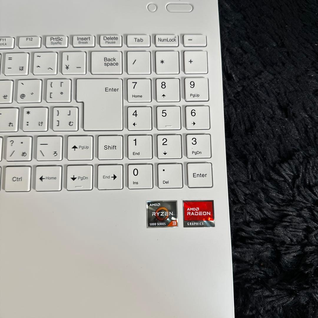 美品 NEC ノートPC PC-N153CEAW ホワイト LAVIE