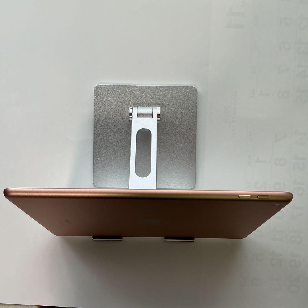 Apple ipad 第6世代　32GB Wi-Fiモデル