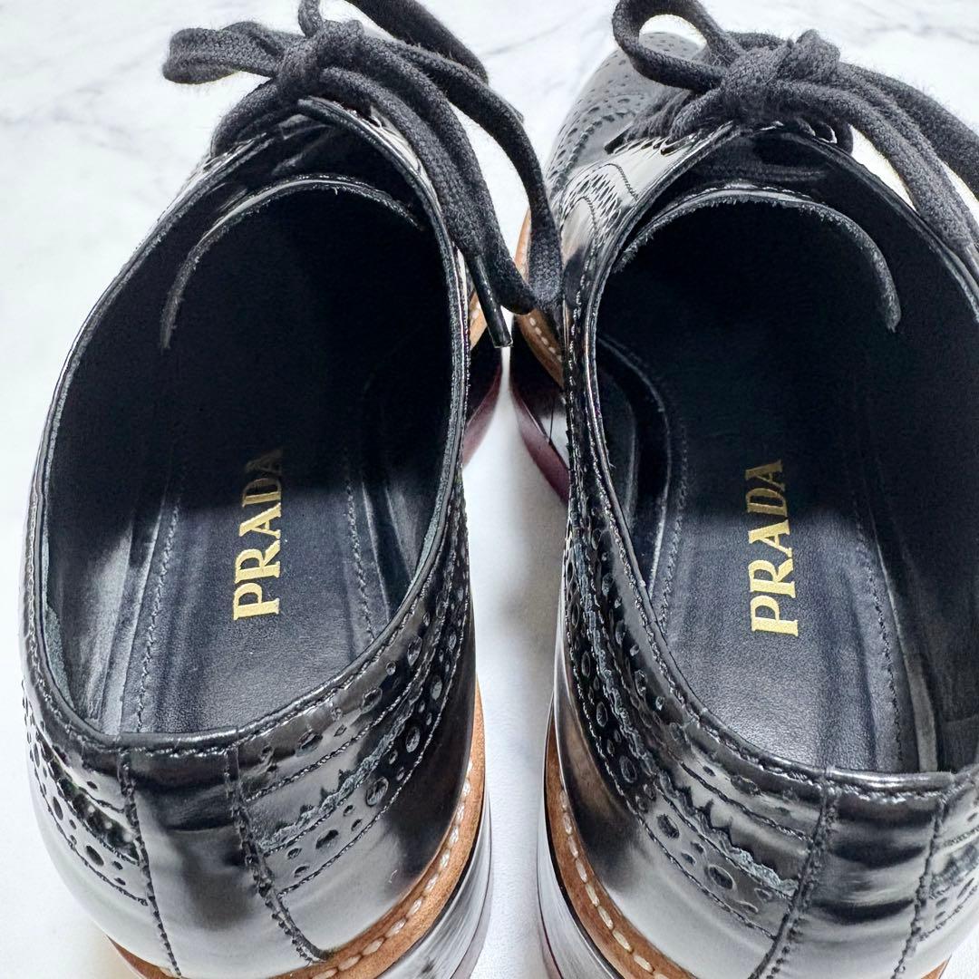 美品 PRADA 厚底ウイングチップ 黒 36 レザー プラットフォーム