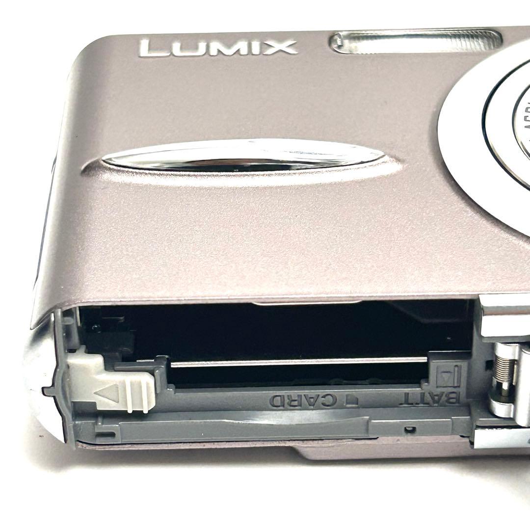 美品【デジカメ】LUMIX DMC-FX30 コンデジ パナソニック ブラウン