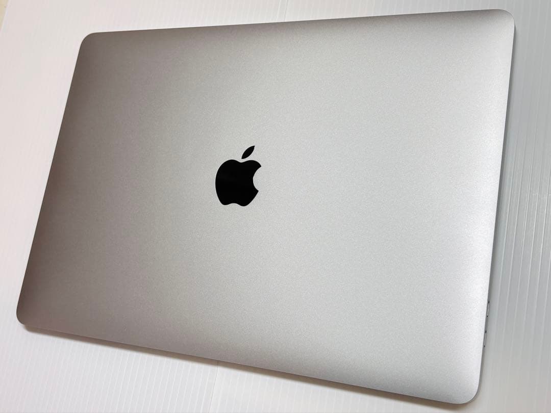 MacBook Pro 13インチ 2019 8GB/256GB A2159