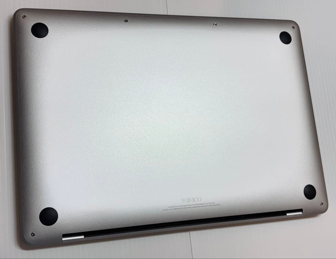 MacBook Pro 13インチ 2019 8GB/256GB A2159