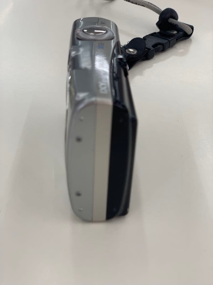 Canon IXY DIGITAL 800 IS コンパクトデジタルカメラ