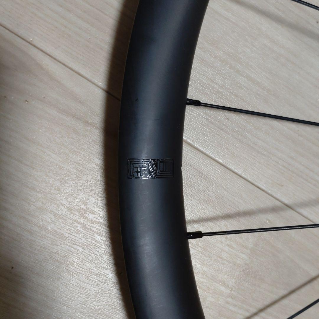 YOELEOヨーレオSAT C35 DB PRO NxT SL2カーボンホイール