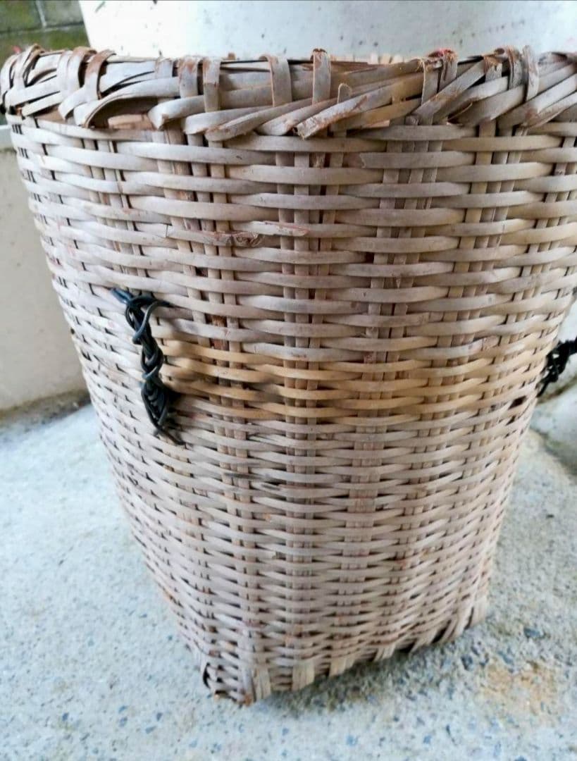 【ヴィンテージ】琉球産竹細工 大きめサイズ 古道具 ウチナーバーキ