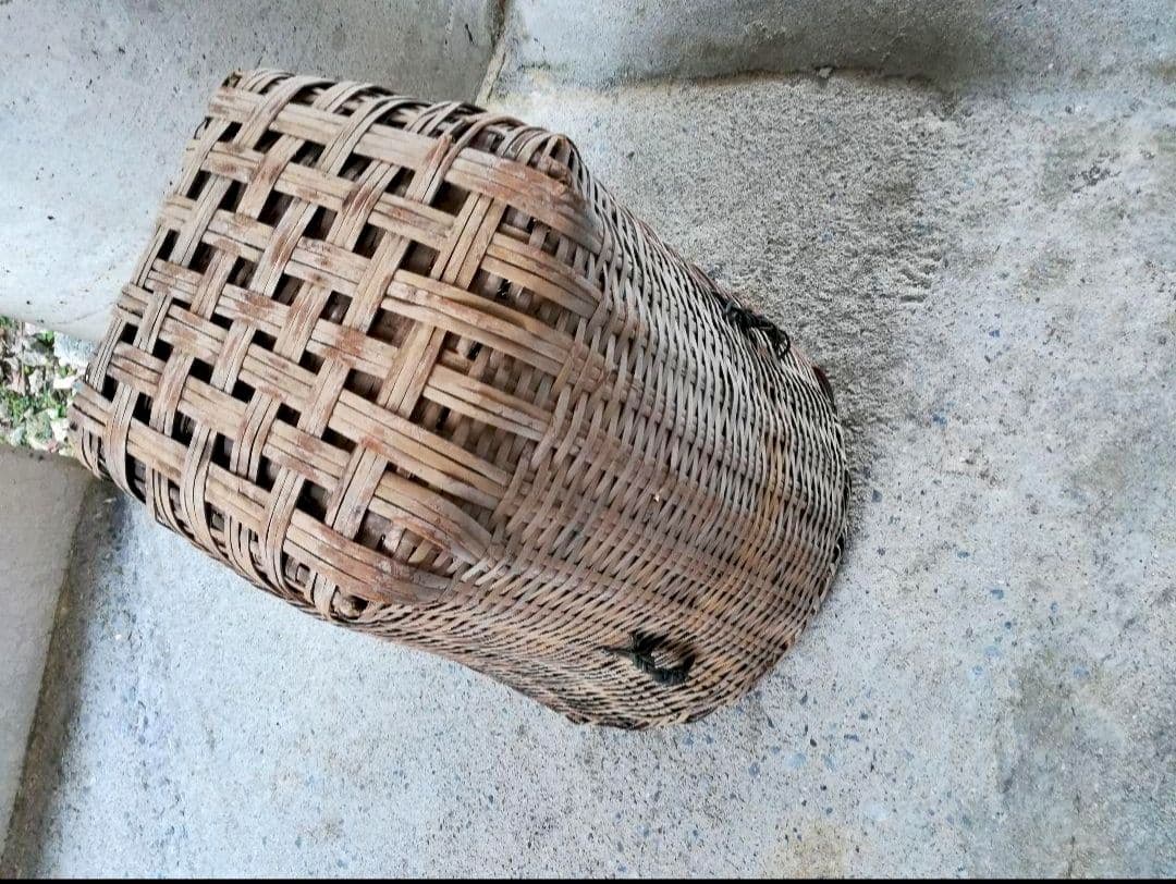 【ヴィンテージ】琉球産竹細工 大きめサイズ 古道具 ウチナーバーキ