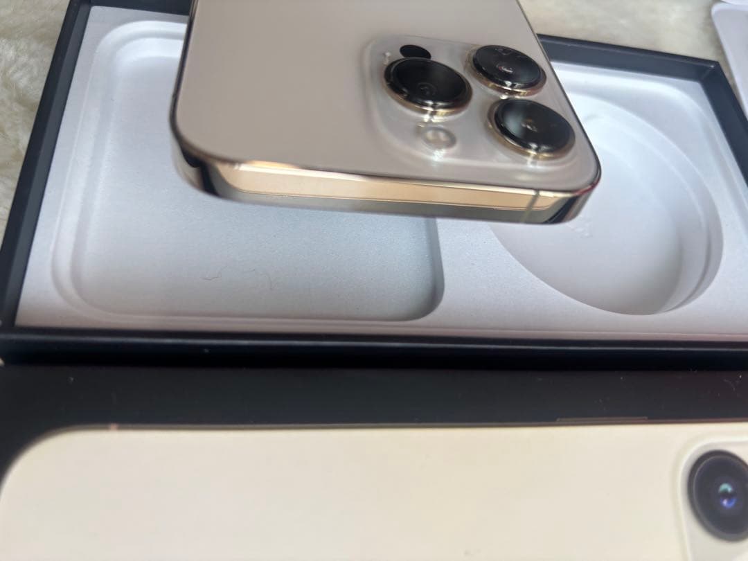 Apple iPhone 13 Pro 256GB 本体　美品