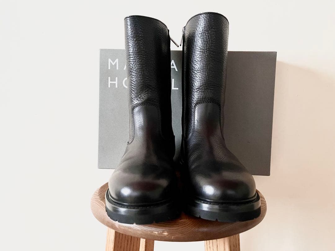 新品未使用 2024完売 マーガレットハウエル レザージップアップブーツ 20万