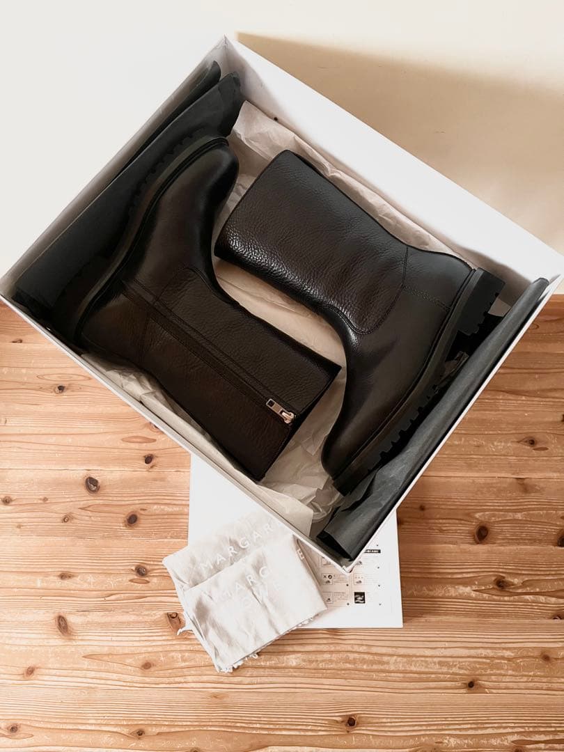 新品未使用 2024完売 マーガレットハウエル レザージップアップブーツ 20万