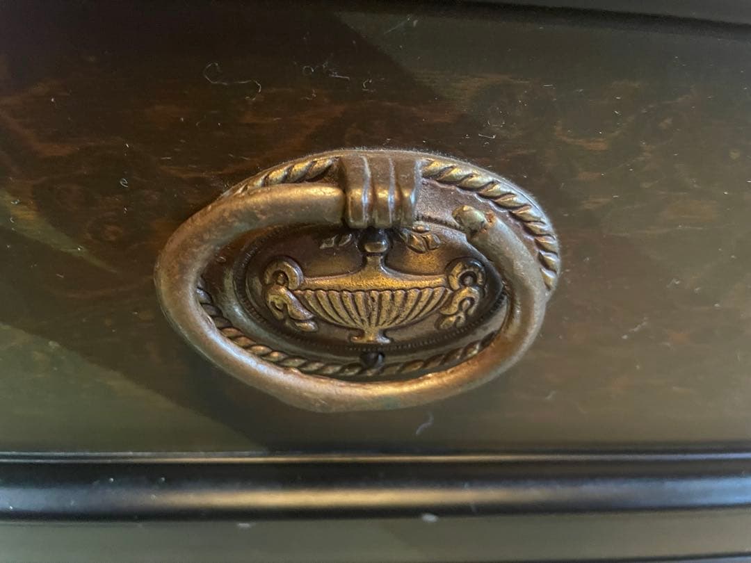 ね*こ様 【ビンテージチェスト】スランバーランド(英国王室御用達)スペイン製