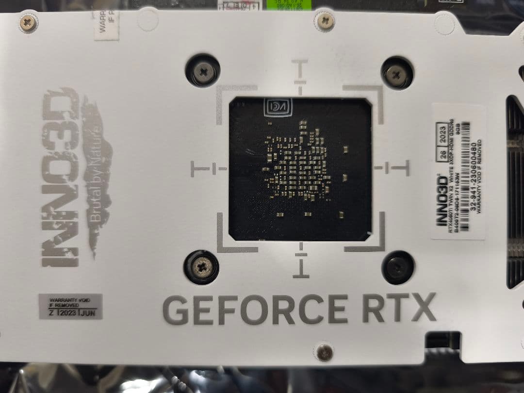 INNO3D GeForce RTX4060ti(8GB) ホワイトカラー