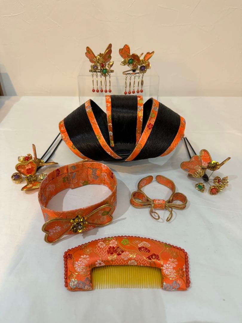 ダイゴロ　花嫁かつら・かんざし4点セット　専用ケース付き