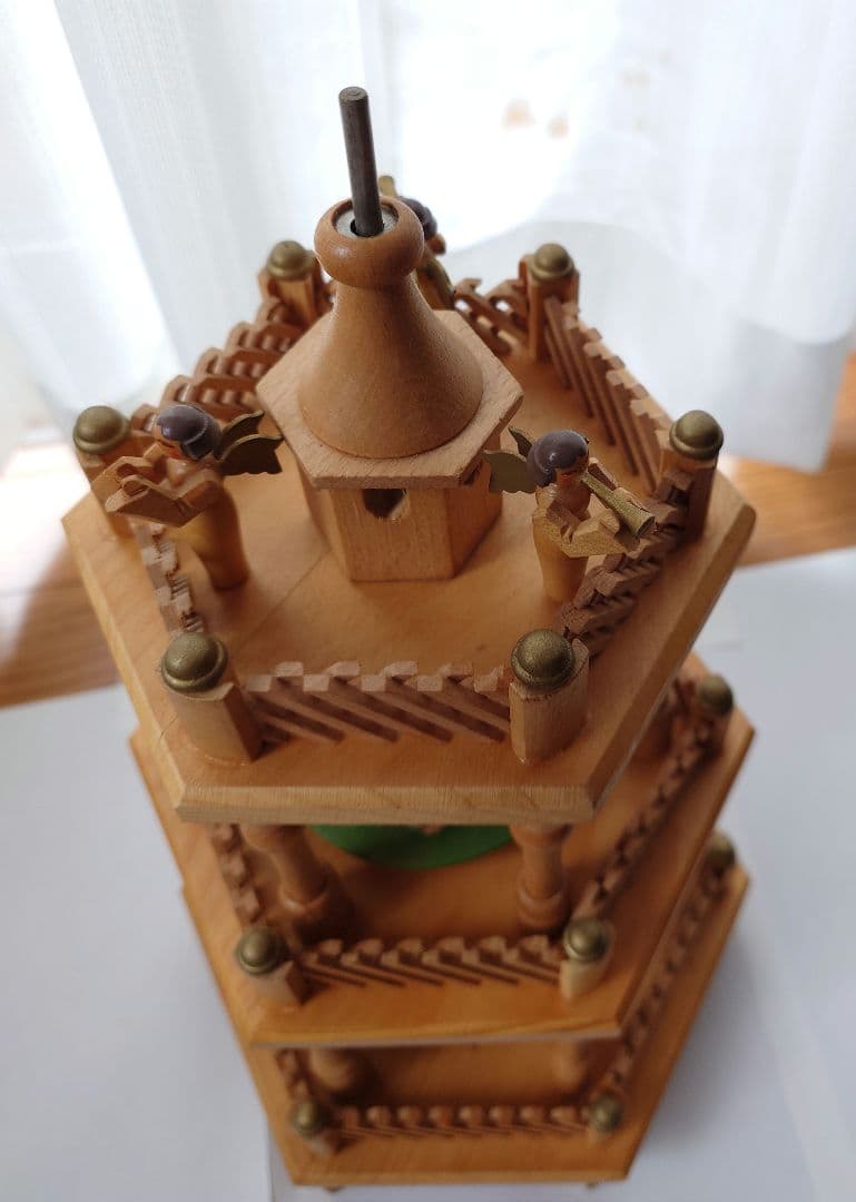 bunbunbunドイツ製　木製　クリスマスピラミッド