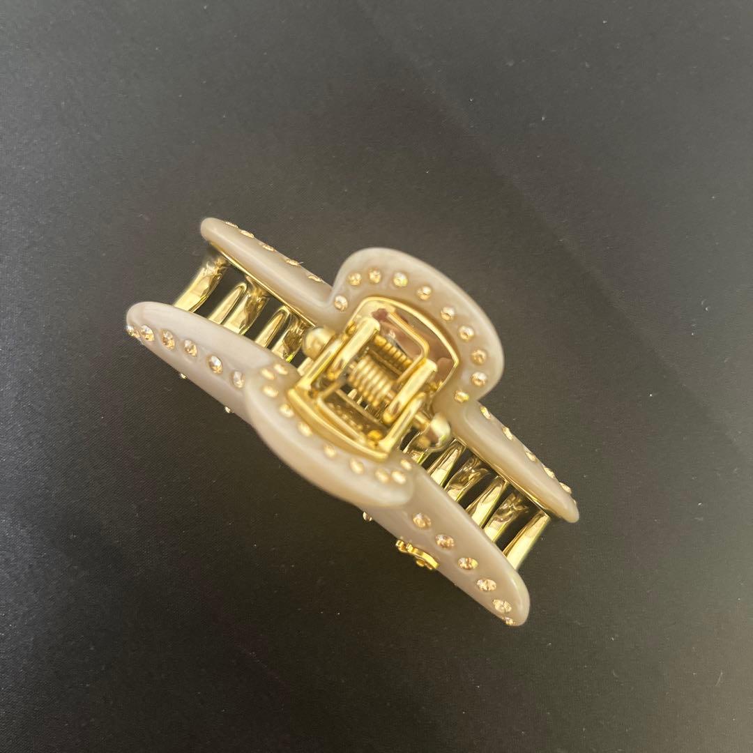 ⭐︎土日限定お値下げ⭐︎ACCA ティアラクイーン　Mサイズ