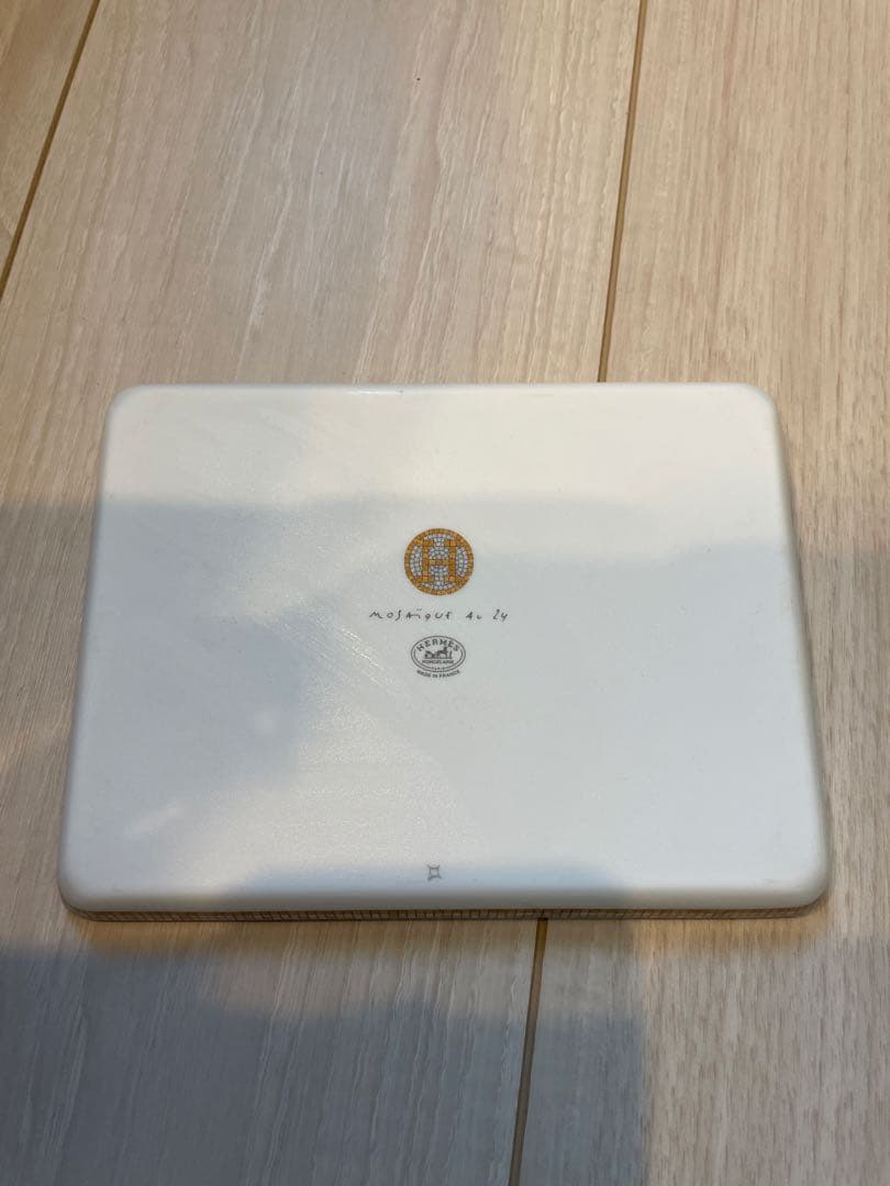 エルメス　モザイク柄　24ゴールド スクエアプレート　美品　正規品　皿　16cm