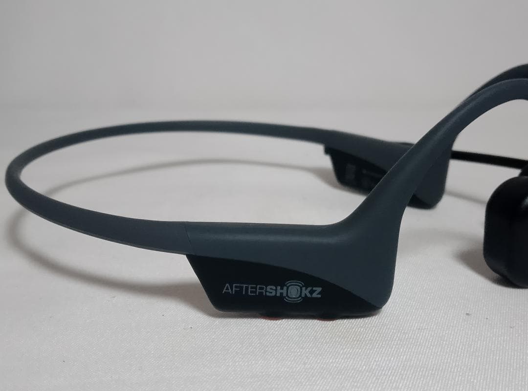 AFTERSHOKZ OPENCOMM 骨伝導イヤホン