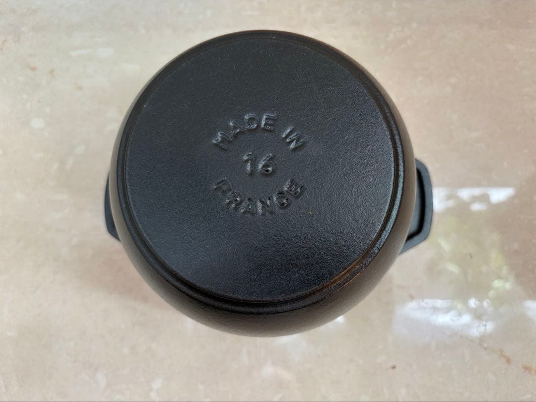 STAUB ストウブ　ラココットデゴハン　16センチ　黒　M