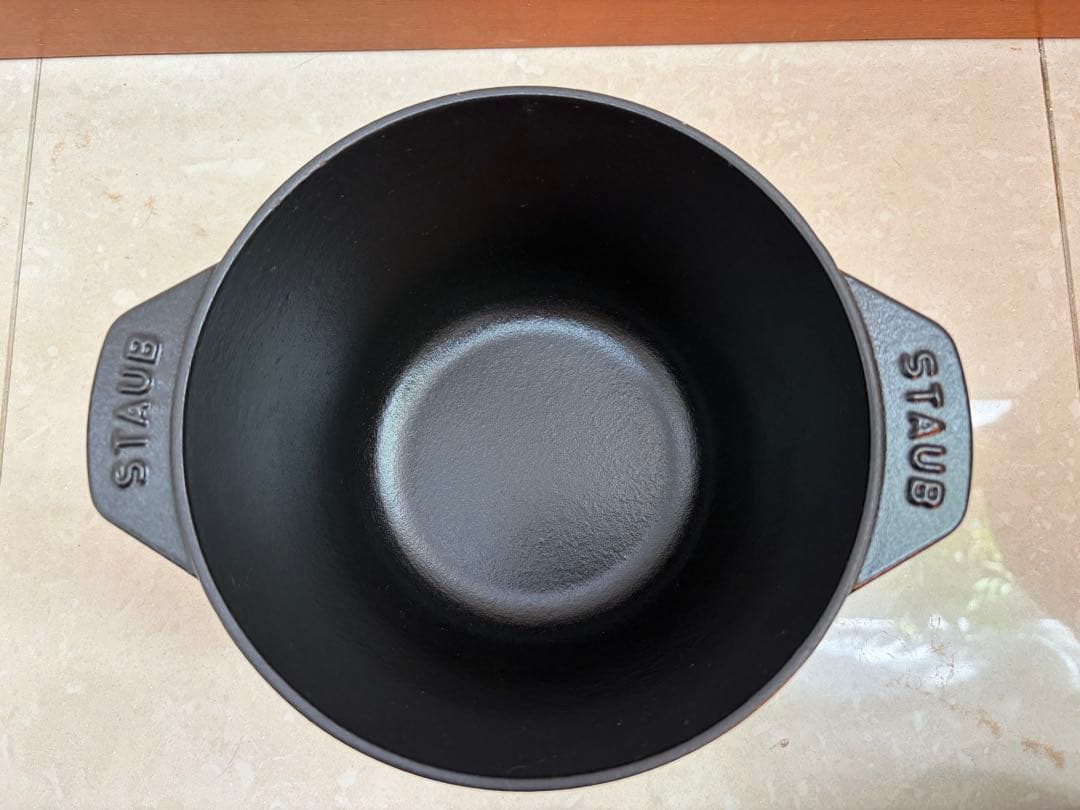 STAUB ストウブ　ラココットデゴハン　16センチ　黒　M