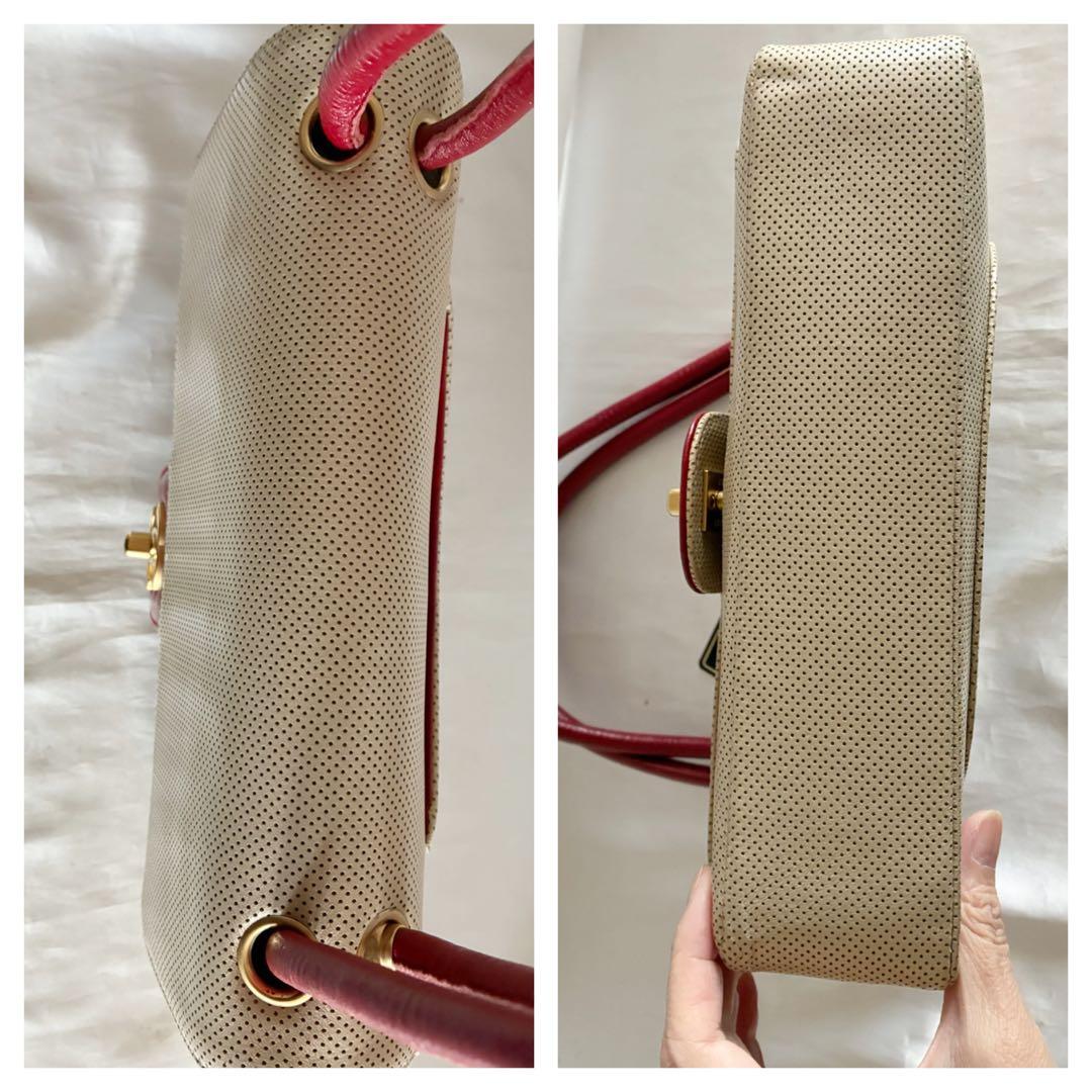 にこにこ 様♡CHANEL バイカラー　レザーショルダーバッグ