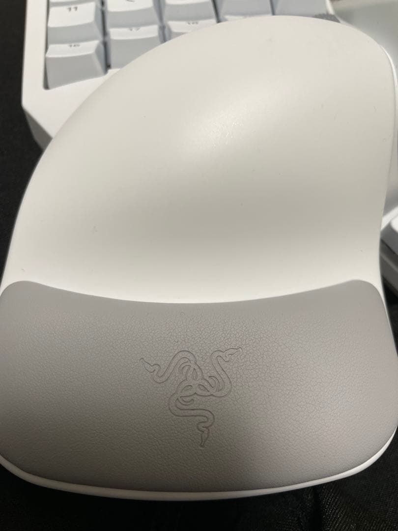 Razer TARTARUS PRO ホワイトゲーミングキーパッド　左手デバイス