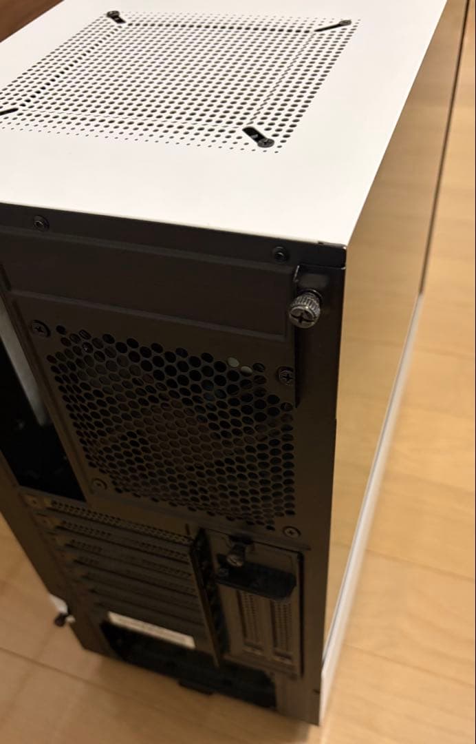 NZXT H510 Elite（ホワイト） 強化ガラス ＋ ラック（希望者のみ）