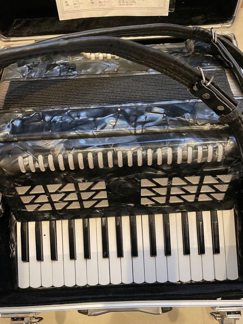 キョーリツ　アコーディオン　ACD-500 ハードケース付き　32鍵盤