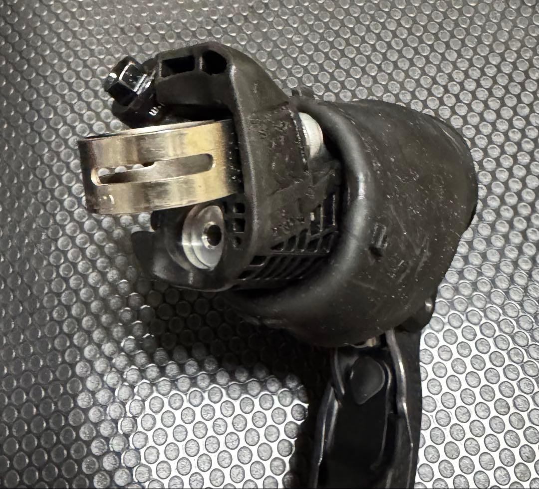 シマノULTEGRA Di2 ST-R8070左右セット油圧ブレーキSTIレバー