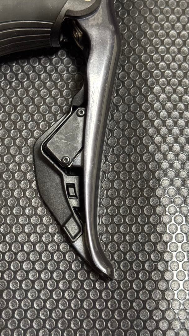 シマノULTEGRA Di2 ST-R8070左右セット油圧ブレーキSTIレバー