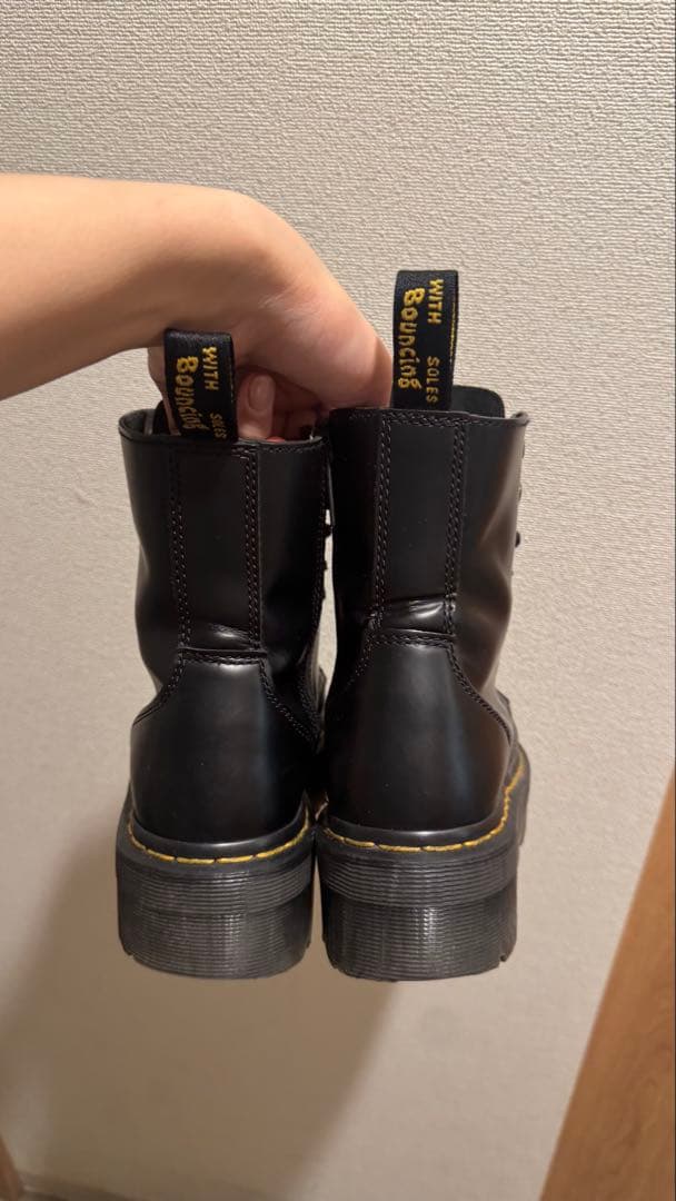 Dr. Martens 黒 レースアップブーツ