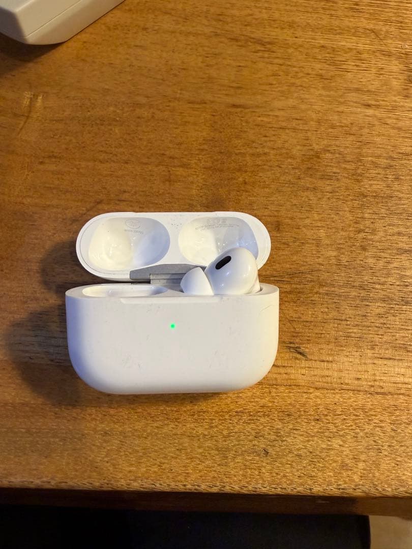 AirPodspro2 Lightning版 ケース 右耳のみ