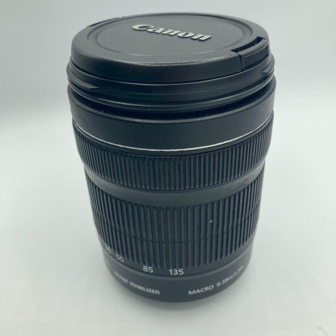 Canon キャノン　EF-S 18-135mm F3.5-5.6 IS STM