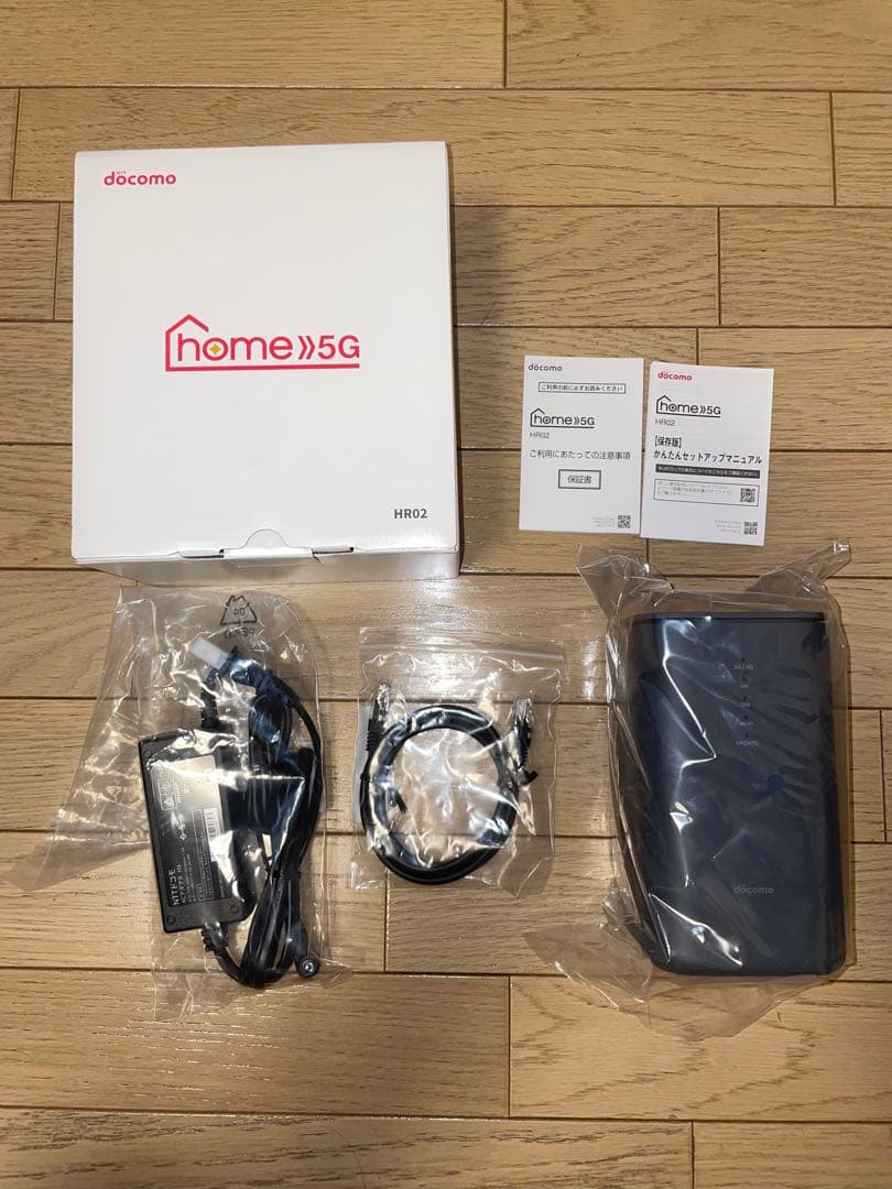 docomo  5G HR02 未使用品