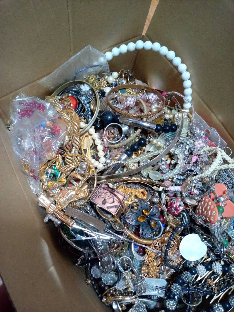 アクセサリーセットまとめ売り ５kg