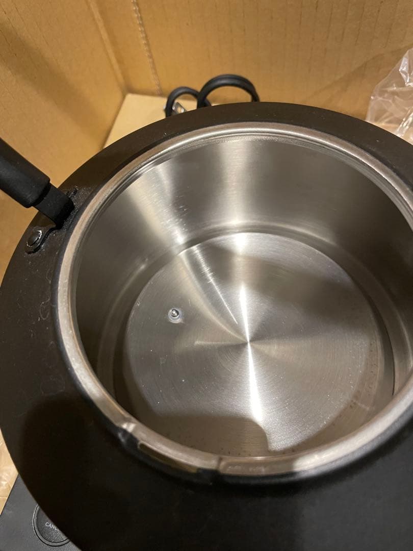 ジャンク品2025 バルミューダ　ブラック 電気ケトル